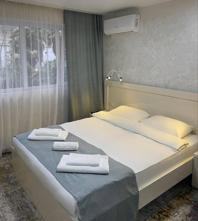 Hotel Sonata Batumi Eksteriør bilde