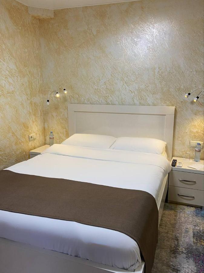 Hotel Sonata Batumi Eksteriør bilde