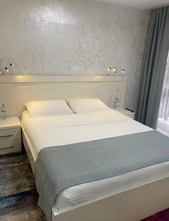 Hotel Sonata Batumi Eksteriør bilde
